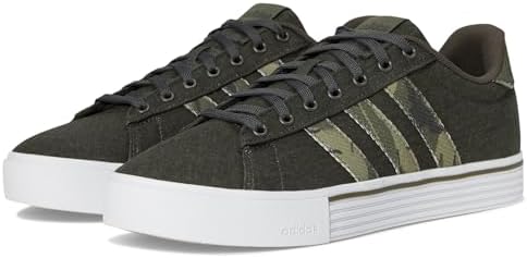 adidas Unisex-Adult Daily 4.0 Sneaker