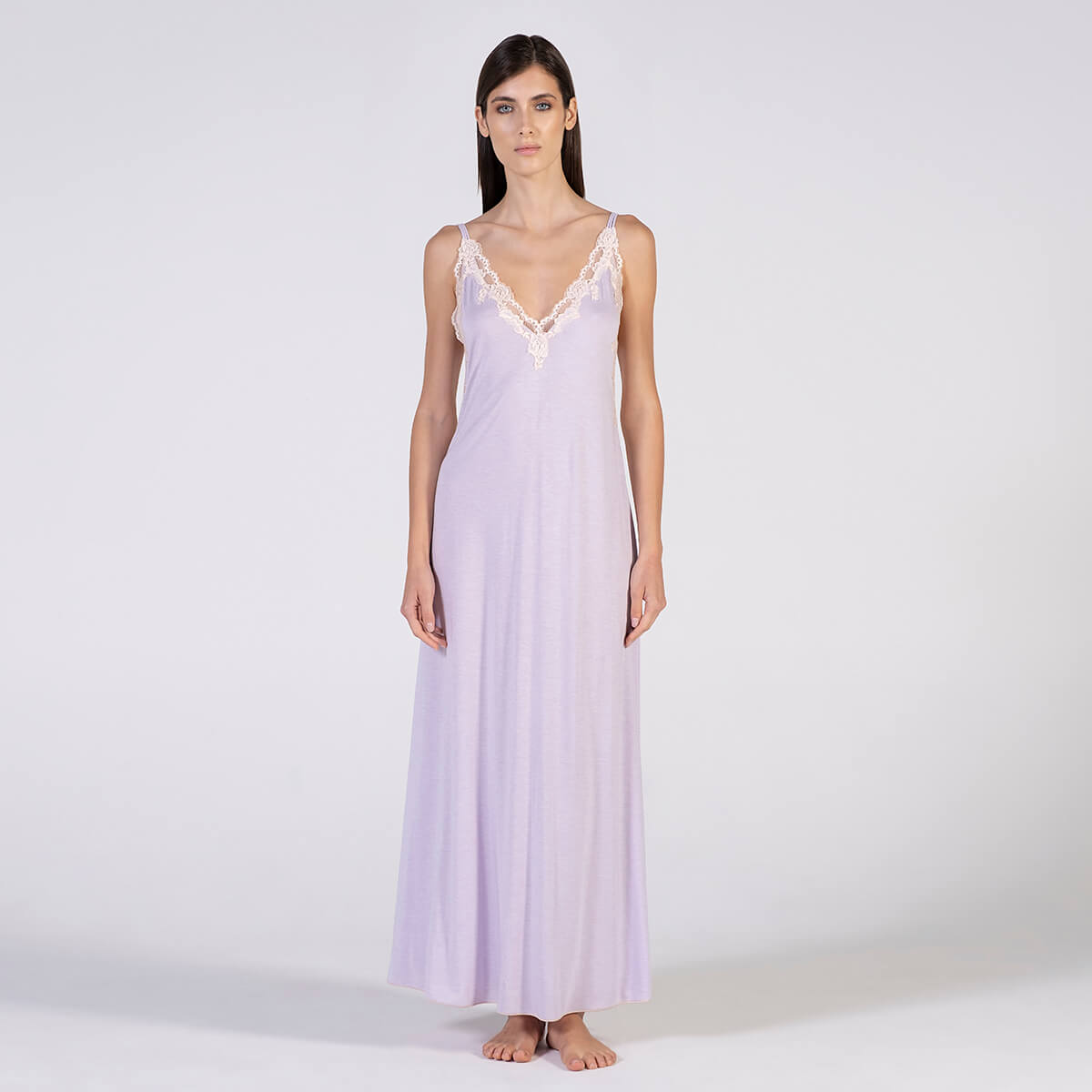 High Quality Made In Italy Nightdress With Lace For Spring Summer 2022 Sleepwear For Woman To Lounge In 