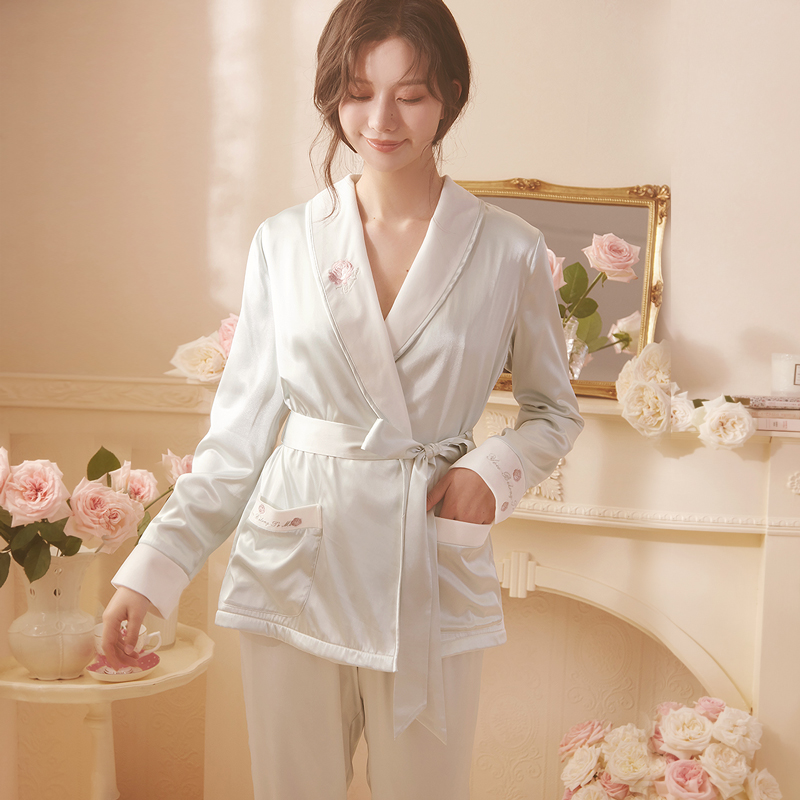 Thin Velvet Pajamas Set Women's Autumn And Winter Sleepwear Set Sweet French Style Fashion Solid Color Fleece Homewear Suit 