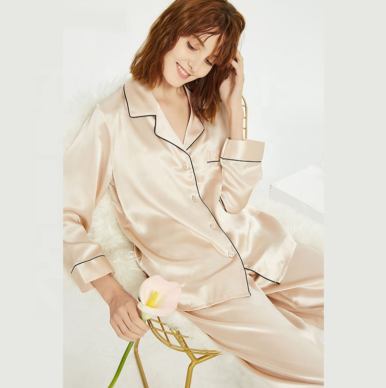 Wholesale Women's Satin Pajamas Fashion Simple Silk Pajamas Set 