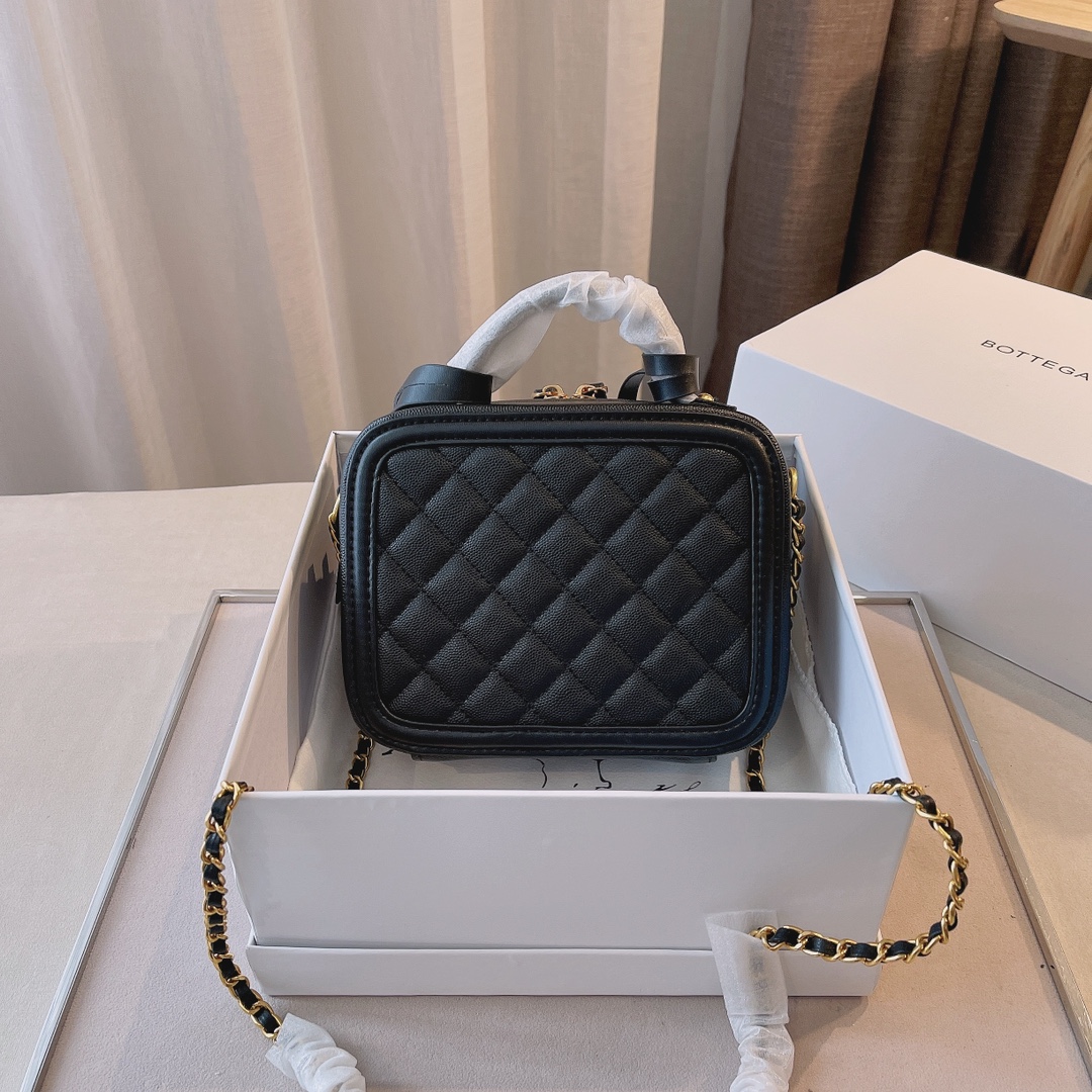 Fashion Luxury Handbags Ladies Bag Woman 4 Colors Square Plain Hand Bag Name Brand Handbags Wholesale 
