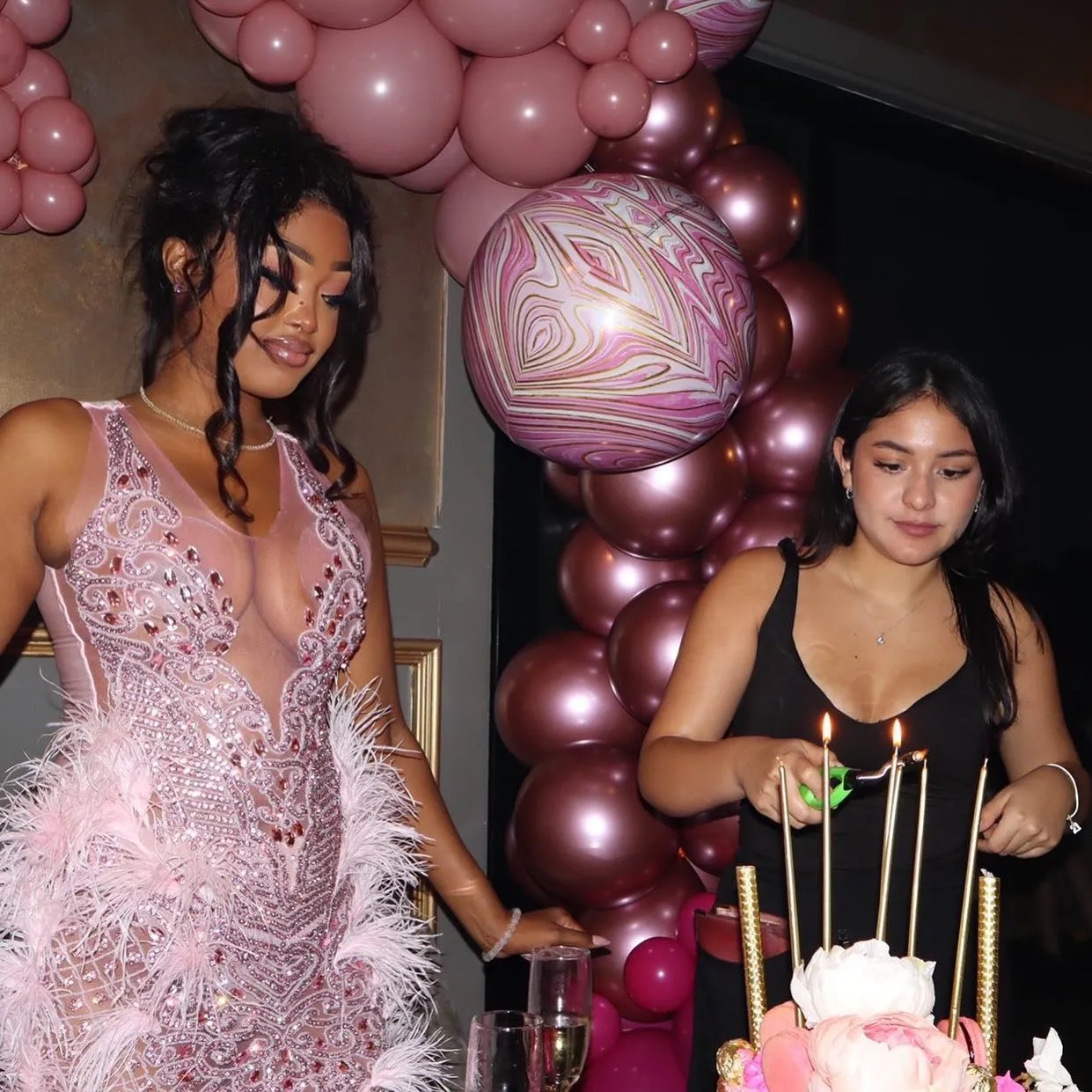 New Haute Couture Further Rhinestone Women Party Dress Birthday Feather Crystal Pink Ladies Dress Diamond Sexy Club Dress 