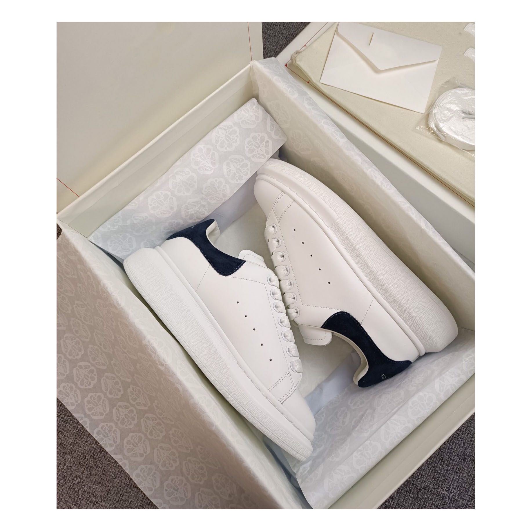 Mc High Quality Genuine Leather Sneakers Unisex Sport Shoes Women Designer Shoes Women Famous Brands Shoes Top Quality Fitness 
