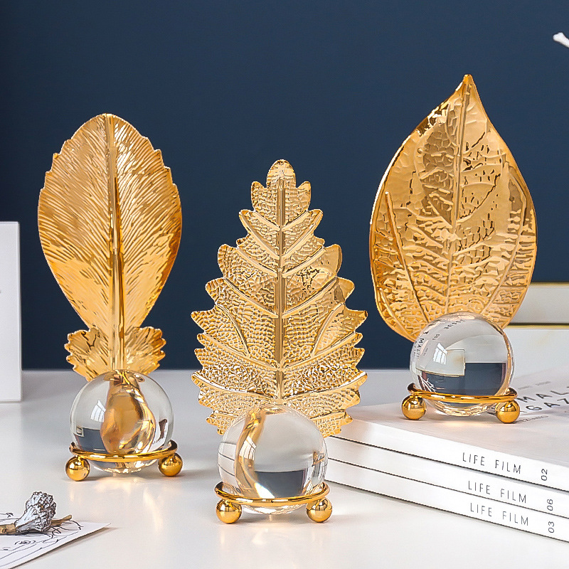 Simple Modern Light Luxury Golden Leaf Crystal Ball Decoration Study Model Room Table Top Metal Decoration Living Room Decor 